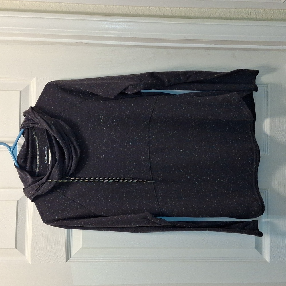 Columbia Hoodie - Picture 4 of 8